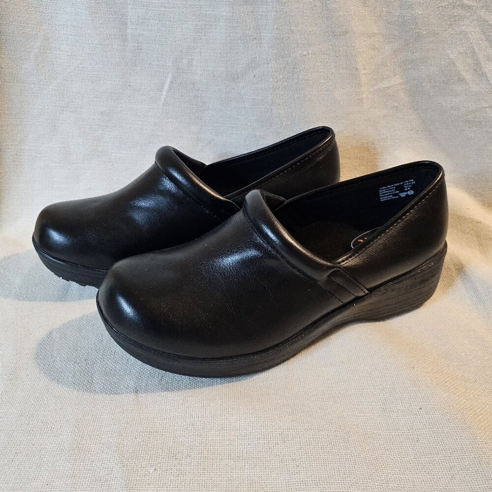 Safe T Step Women's Comfort Clogs - Size 10